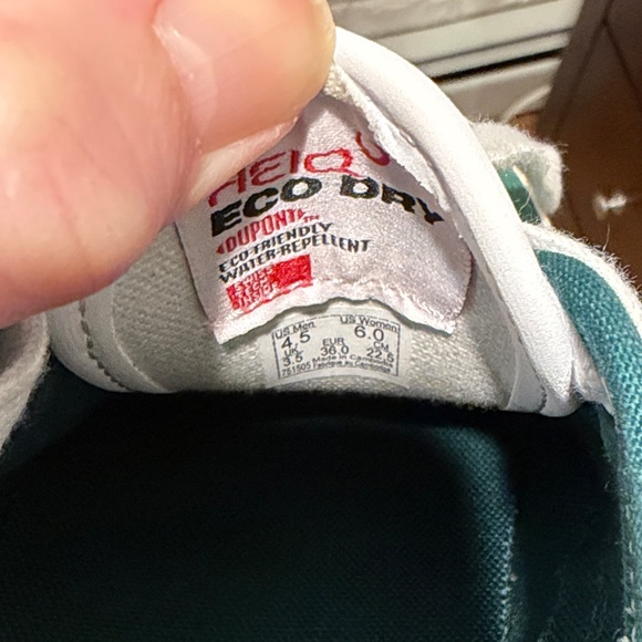 Vans Green Suede Shoes with White Accents - Picture 5 of 5